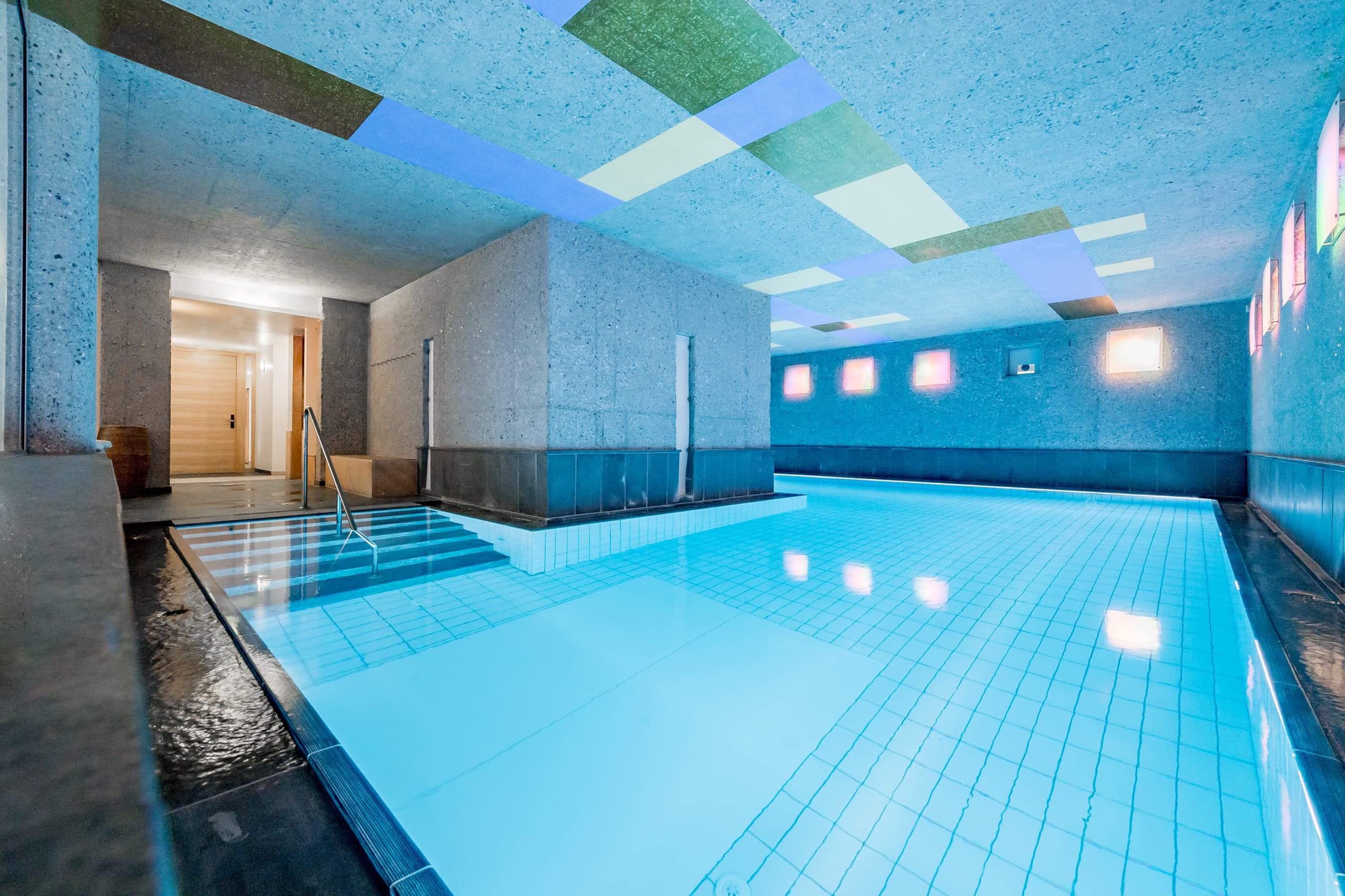 wellness hallenbad1